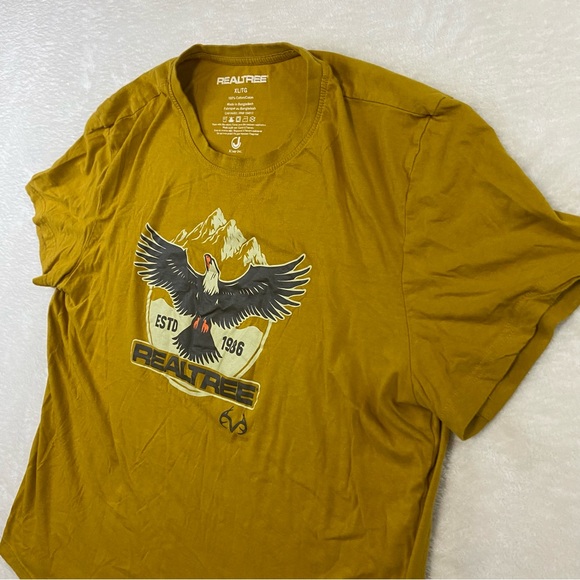 Realtree Yellow Crew Neck T-Shirt Graphic Print Size XL - Picture 2 of 8